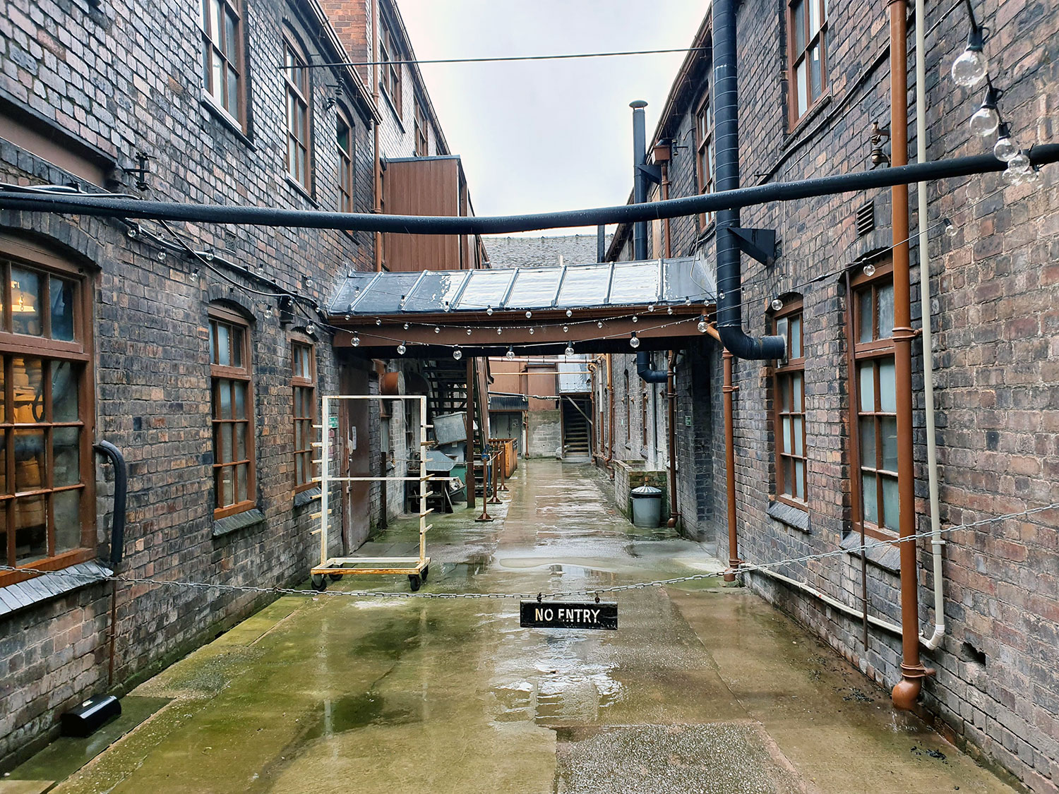 The Comprehensive Guide To Discovering The Potteries In Stoke On Trent   Roaming Required Stoke On Trent MiddlePort2 